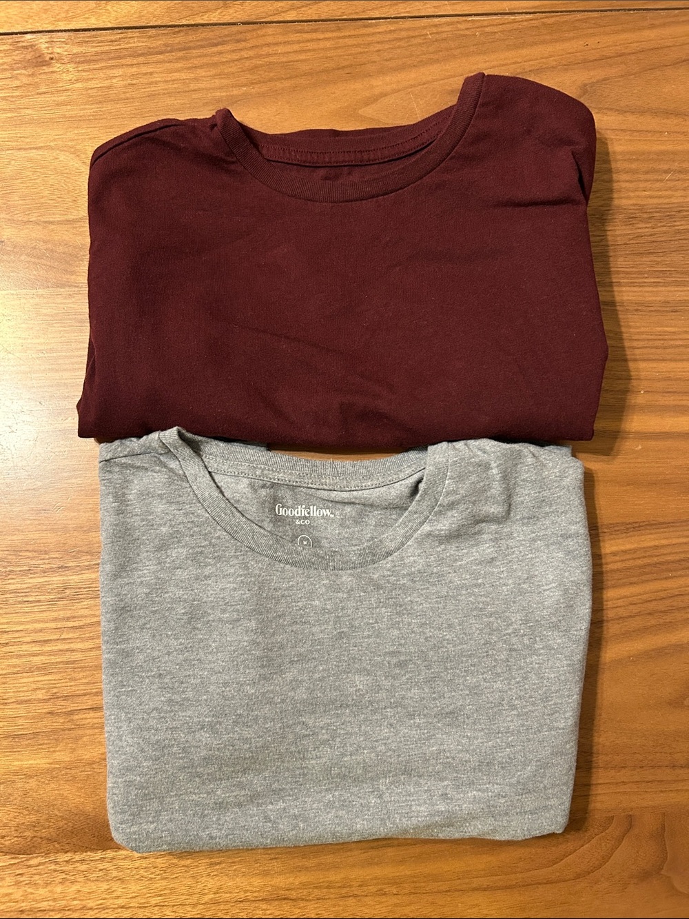 Goodfellow & Co Maroon and Gray Lyndale Tees Size Medium